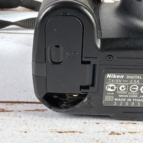 Nikon D3100 14.2MP DSLR Camera w/ 18-55mm VR Lens – Shutter Count 8032 - Picture 7 of 8